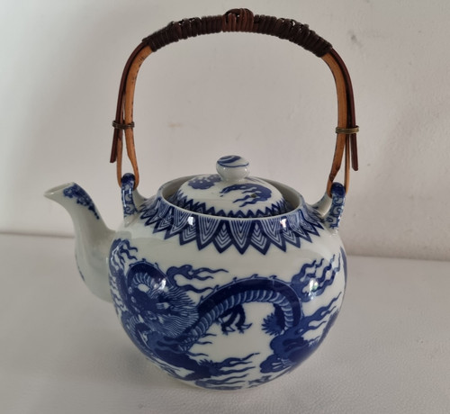 Vintage teekanne drachenmotiv - vintage,