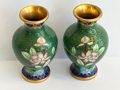 Vasen aus china 1976 - aus, grün